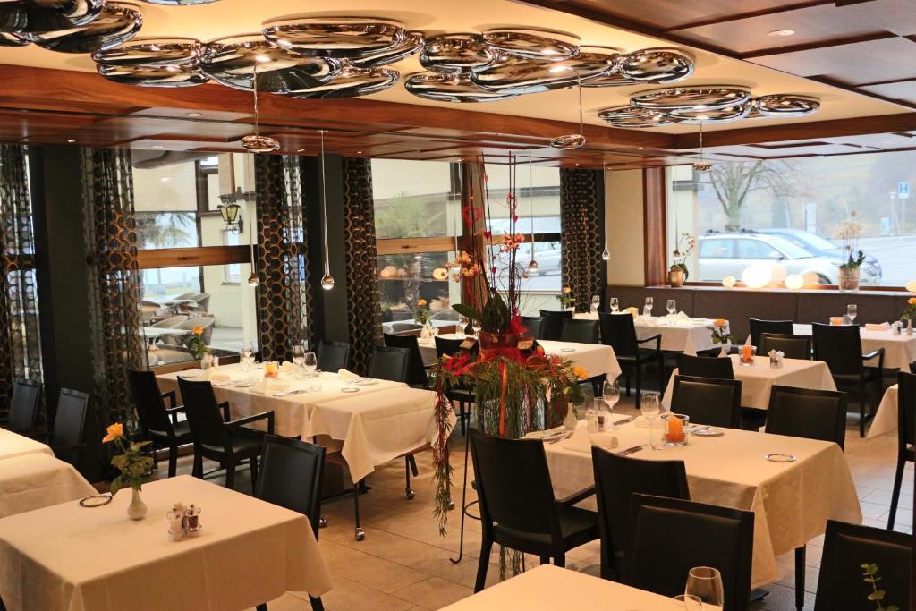 席浩思高级酒店 瓦伦施塔特 外观 照片